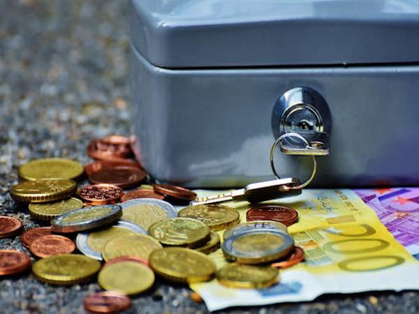 Secrets Banks Don’t Want You to Know About Managing Credit